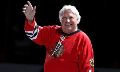 Bobby Hull, leyenda de los Blackhawks, muere a los 84 años